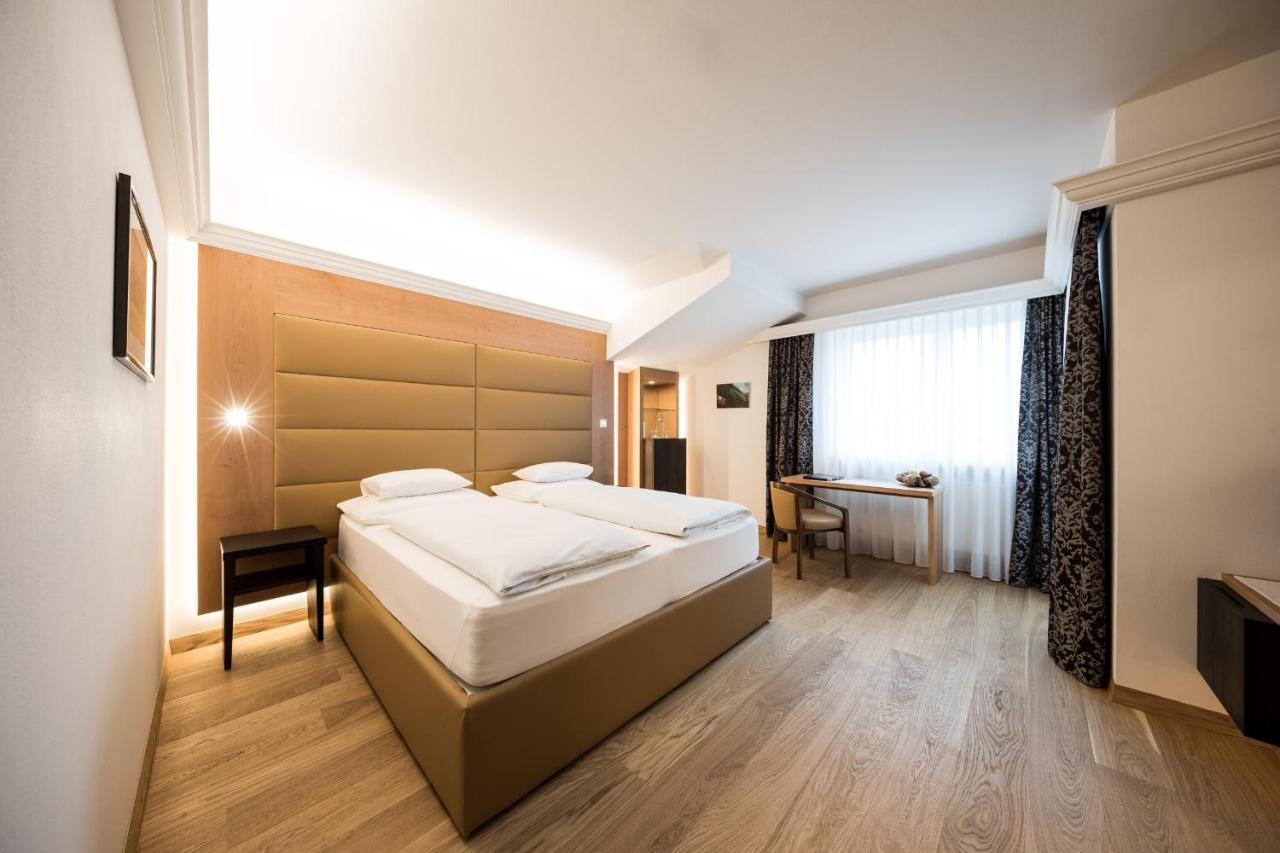 Hotel Haus Am Hang Caldaro Quarto foto